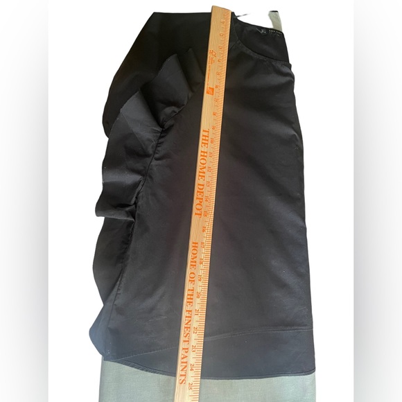 Zara black ruffled blouse size large cotton - Picture 5 of 6